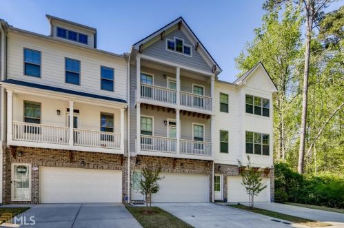 2413 Misty Hollow Pl, Atlanta, GA 30337-1633