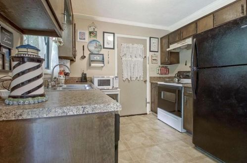 2203 Fairway Cir, Atlanta GA  30319-3825 exterior