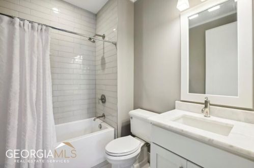1074 Abington Ct, Atlanta GA  30319 exterior