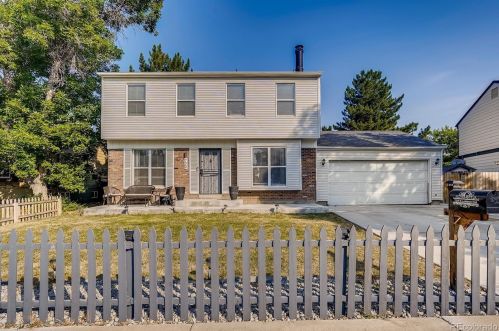 729 Laredo Cir, Aurora, CO 80017-3113