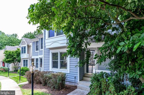 1431 Newport Spring Ct, Herndon, VA 20194-1180