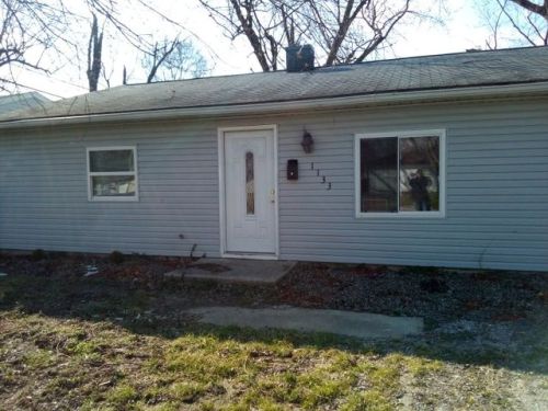 1133 Saint Rose Ln, East Saint Louis, IL 62206-1655