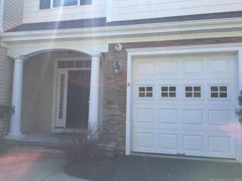 5 Winding Trl, Waterbury, CT 06762-2938