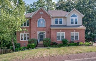 4925 Tulip Grove Ln, Hermitage, TN 37076-4418