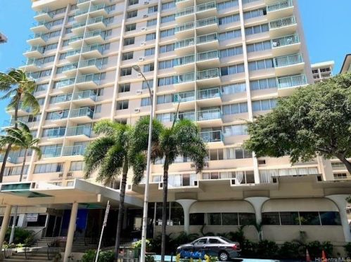 444 Kanekapolei St, Honolulu HI  96815-3038 exterior