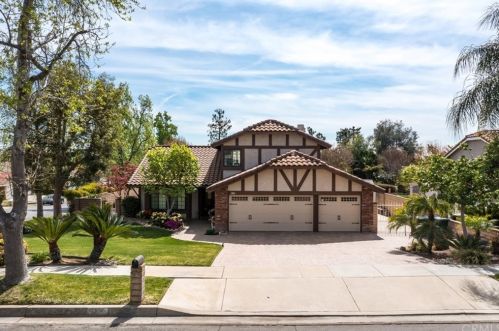 1300 Ruth Way, Upland, CA 91784-1562