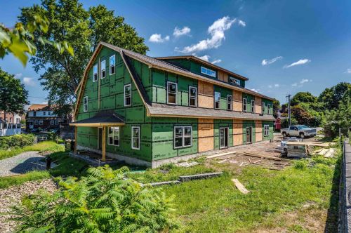 114 Saratoga Way, Portsmouth, NH 03801-3451