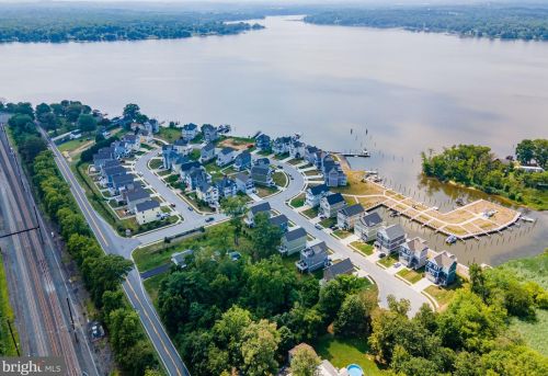 353 Marina Ave, Aberdeen MD  21001-4204 exterior