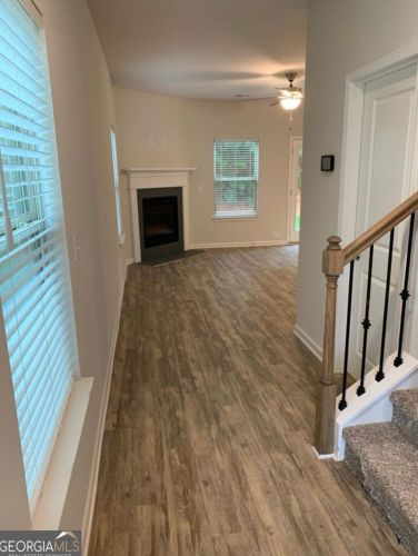 3944 King Fisher Dr, Atlanta GA  30349-1986 exterior