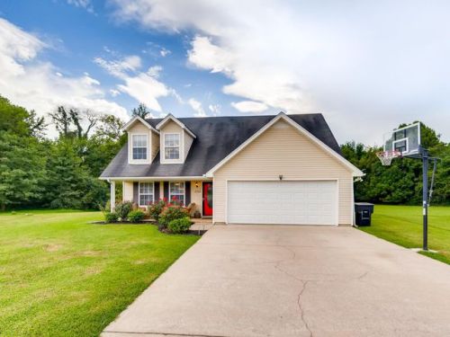 2006 Ravenwood Dr, Murfreesboro, TN 37129-6684