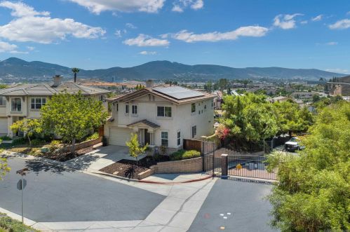 633 Bush Ln, San Marcos, CA 92069-6514