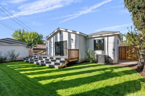 5326 Forbes Ave, Van Nuys CA  91436-1004 exterior