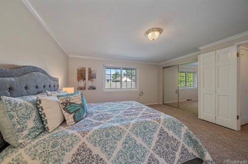 7601 Rosemary Cir, Englewood CO 80112-6421 exterior