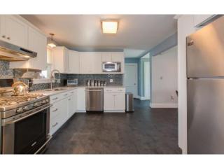45 Allds St, Nashua, NH 03060-4660