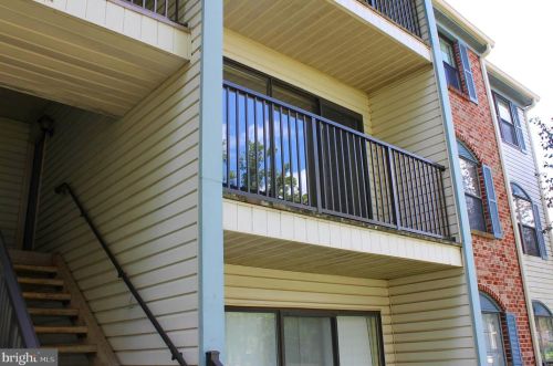 17 Mendrey Ct, Trenton, NJ 08648-2655