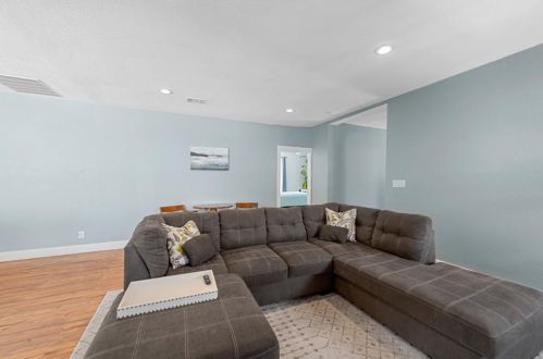 2253 6th Ave, Fort Worth TX  76110-1807 exterior