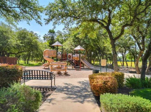 676 Catalina Ln, Austin TX  78737-4715 exterior