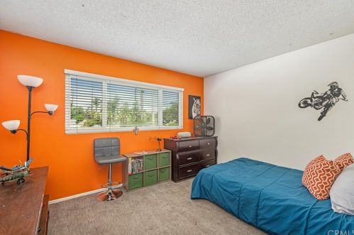 6298 Woodsboro Ave, Anaheim CA  92807-2347 exterior