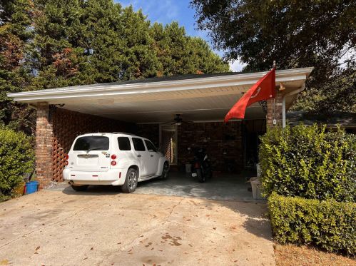 1771 Kinridge Rd, Marietta, GA 30062-1871