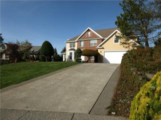 3109 Tanglewood Ln, Bellingham, WA 98226-4168