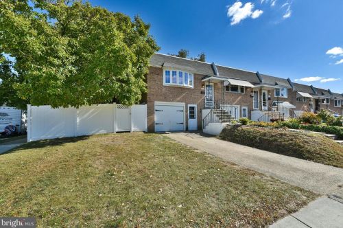 3301 Keswick Rd, Philadelphia, PA 19114-1609