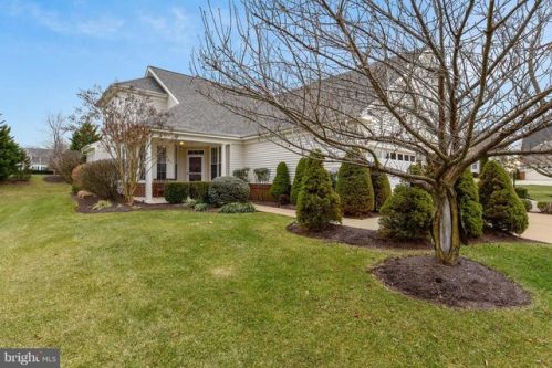 6327 Anoka Way, Gainesville, VA 20155-6601