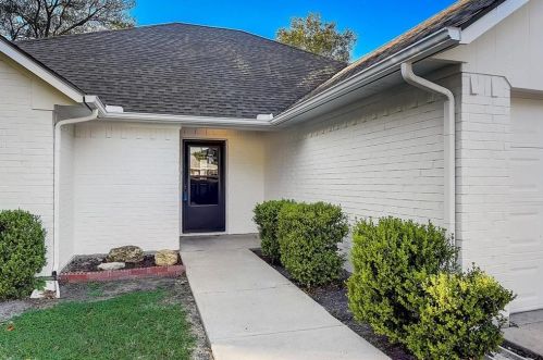 5517 Dennis Ave, Fort Worth TX  76114-4503 exterior
