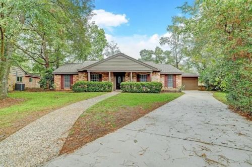 555 Hermitage Ct, Conroe TX  77302-3731 exterior