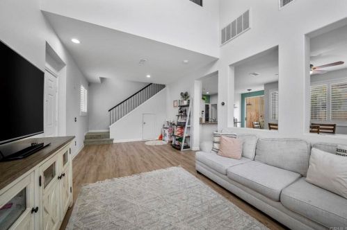 869 Caminito Estrella, Chula Vista, CA 91910-7871