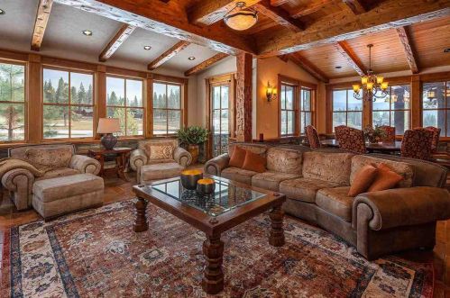 10237 Dick Barter, Truckee CA  96161-5172 exterior