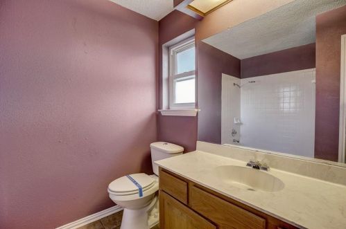 4000 Cortina Dr, Austin TX  78749-4924 exterior