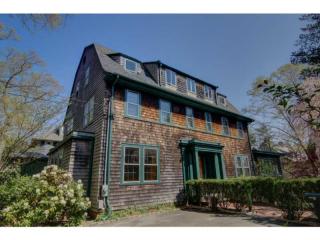 55 Weymouth St, Providence, RI 02906-2319