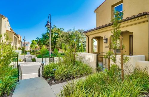 270 Arroyo Dr, San Gabriel, CA 91776-1093