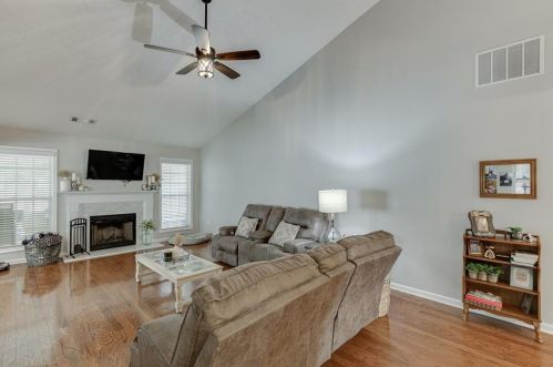 246 Blue Grass Dr, Jefferson GA  30549-8314 exterior
