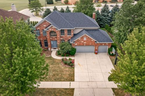 3836 Junebreeze Ln, Naperville, IL 60564-4229