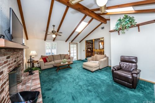 1851 Random Dr, Anaheim CA  92804-2664 exterior