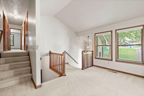 3774 Station Dr, Kennesaw, GA 30144-2141