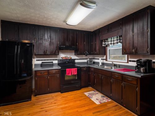 105 Bryant St, Stockbridge GA  30281-3640 exterior