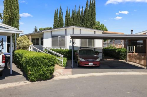 57 Clipper Ln, Modesto, CA 95356-1712