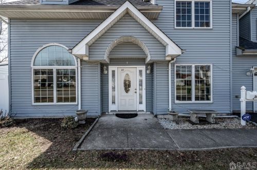 30 Rosewood Rd, Edison, NJ 08817-4023