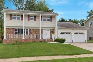 217 Normandy Rd, Edison, NJ 08820-1315
