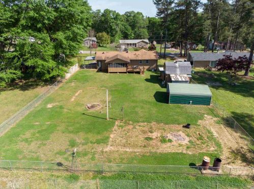 105 Bryant St, Stockbridge GA  30281-3640 exterior