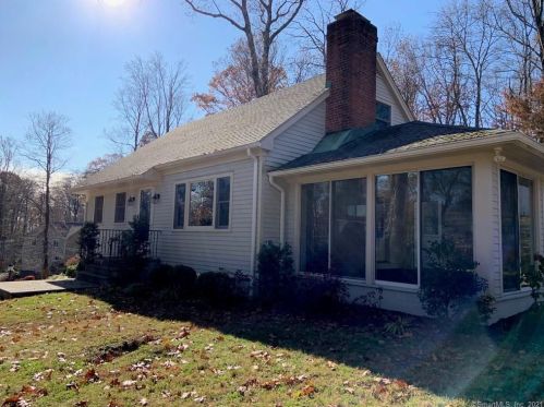 569 Belden Hill Rd, Norwalk, CT 06850-1335
