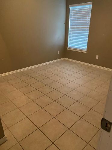 2500 Amy Lee Dr, Conroe TX  77304-5003 exterior