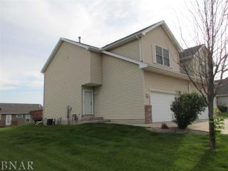 2614 Westbrook Dr, Bloomington, IL 61705-6565