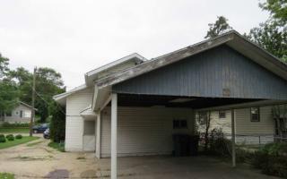 132 Arizona Ave, Joliet, IL 60433-1251