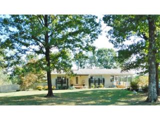 395 Howard Switch Rd, Hohenwald, TN 38462-5036
