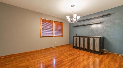 9601 Dogwood Dr, Hammond IN 46321-3709 exterior