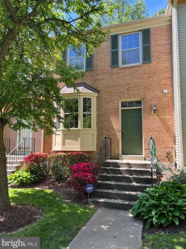 3818 Wildlife Ln, Burtonsville, MD 20866-2100