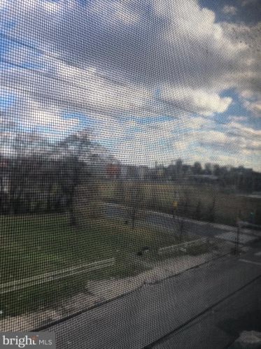 1814 22nd St, Philadelphia PA 19140-4703 exterior